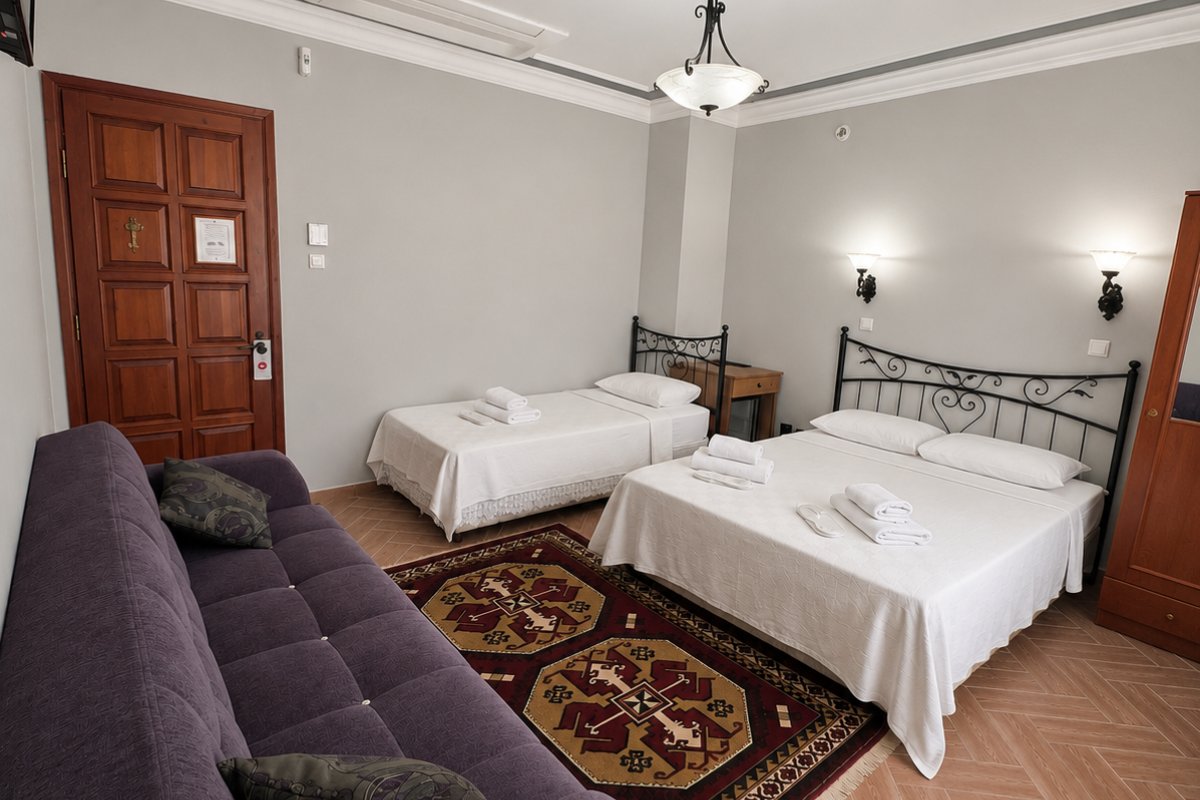Side Hotel